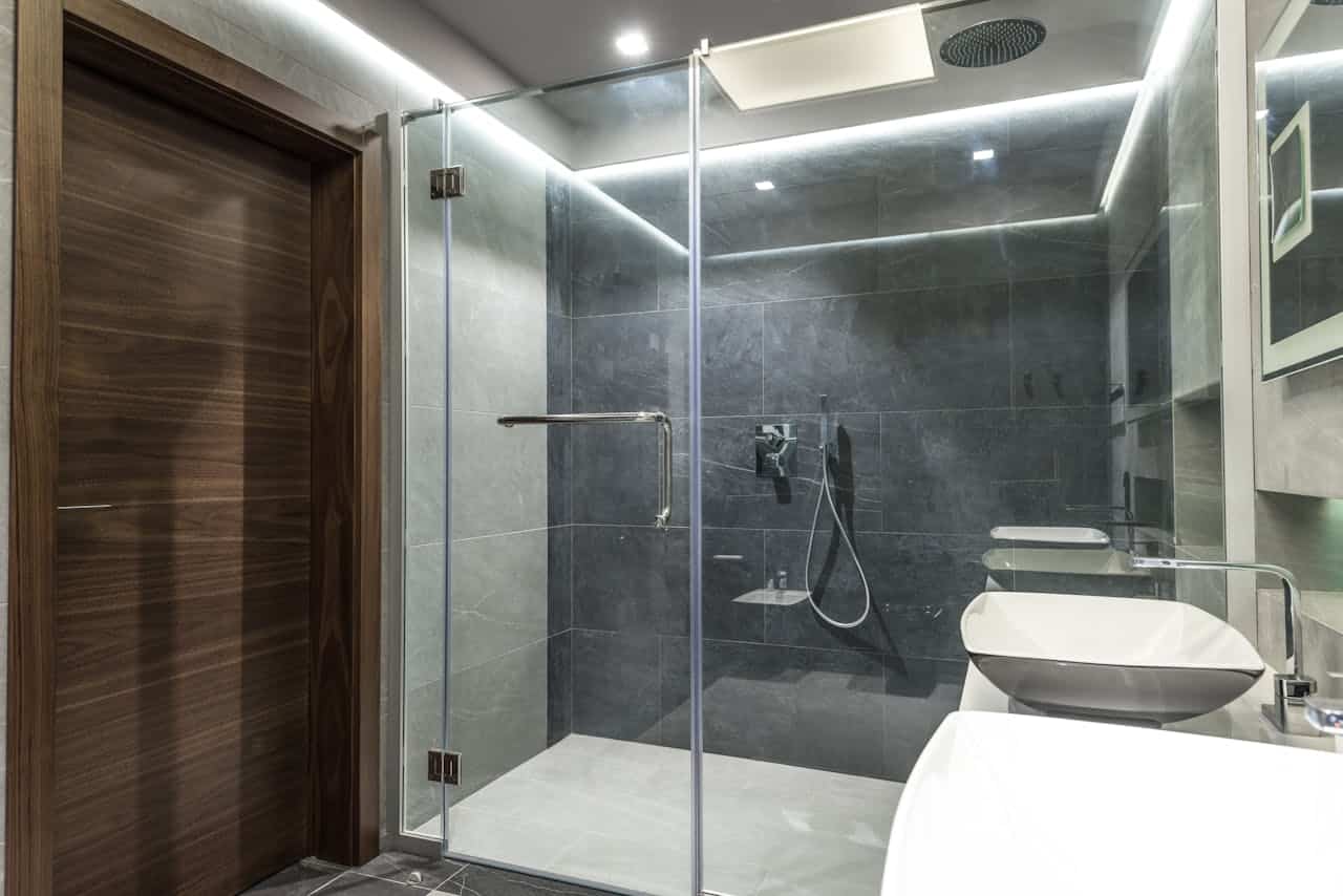 Are Walk-In Showers a Good Investment for Your Home in Baton Rouge, LA?